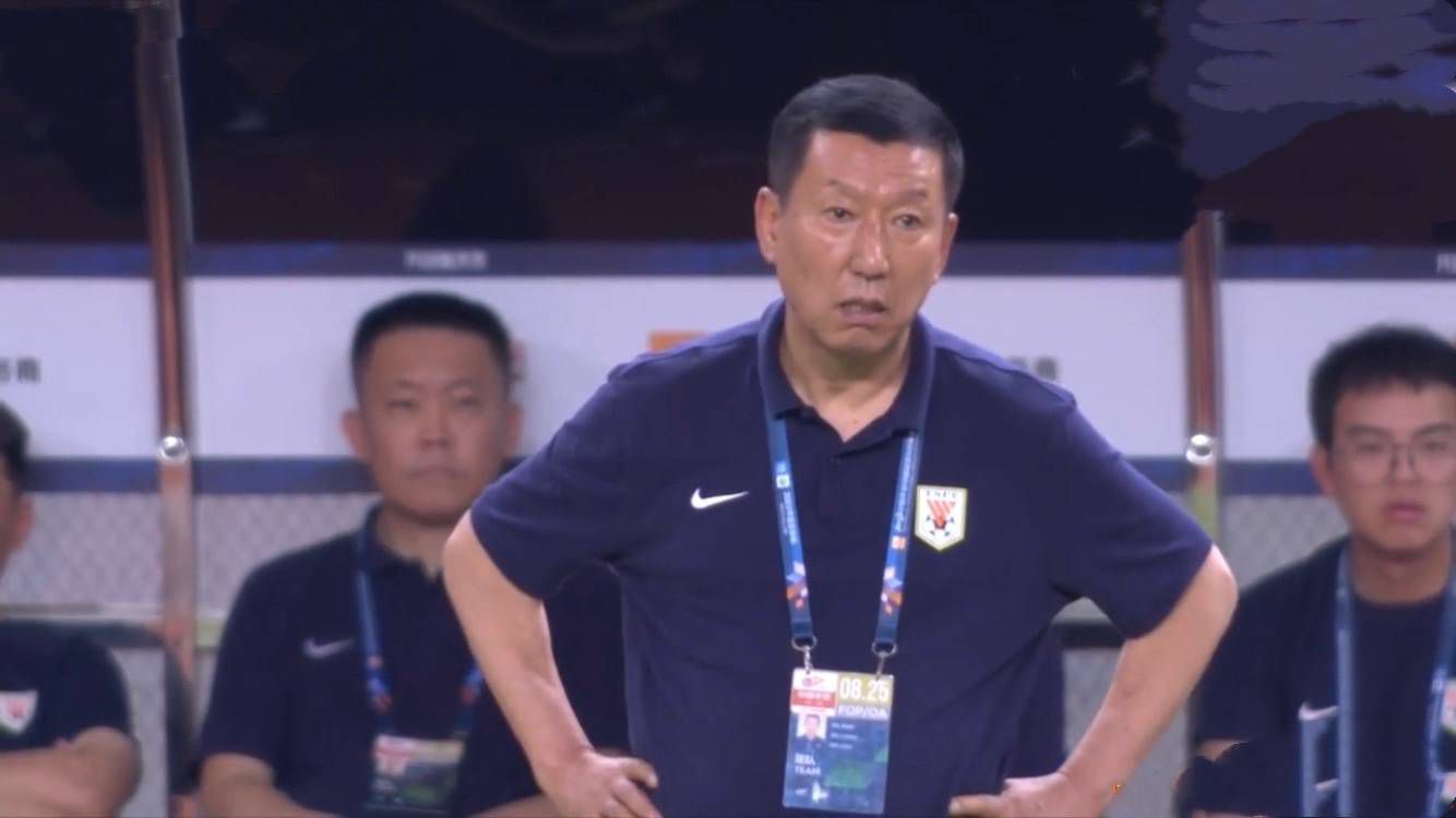 熬夜的职员们