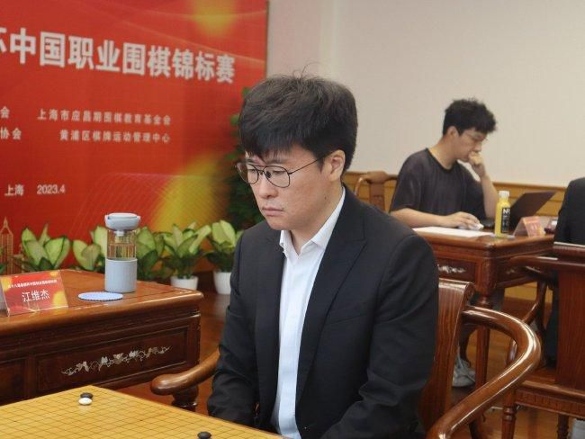 日产中文字乱码卡一卡二